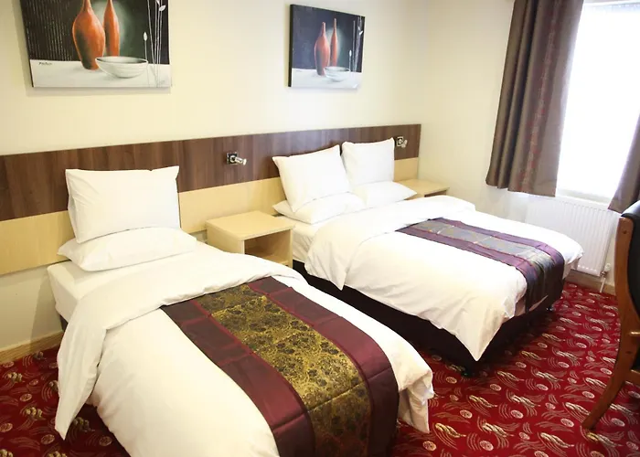 Cambridge Hotel