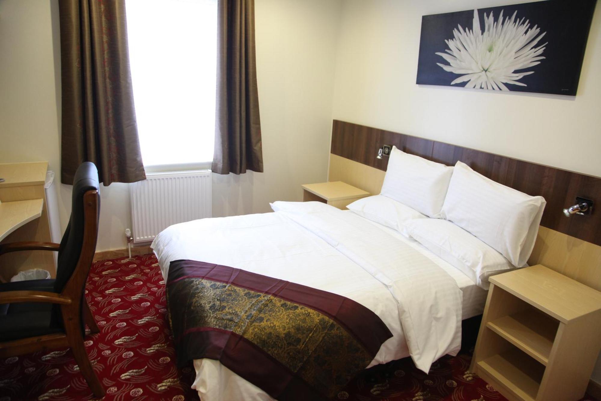 Hotel Cambridge 3*
